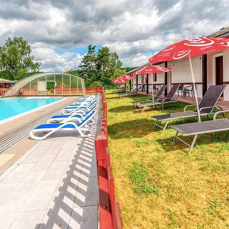 Raj Sportovni A Rekreacni Branzez 3*
