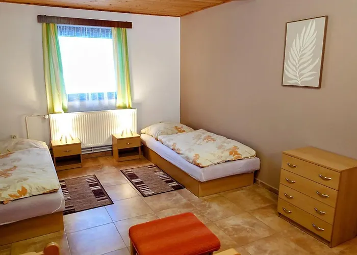 Hotel Raj Sportovni A Rekreacni Branzez