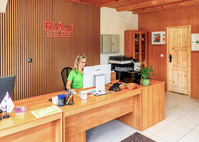Hotel Raj Sportovni A Rekreacni Branzez Kněžmost