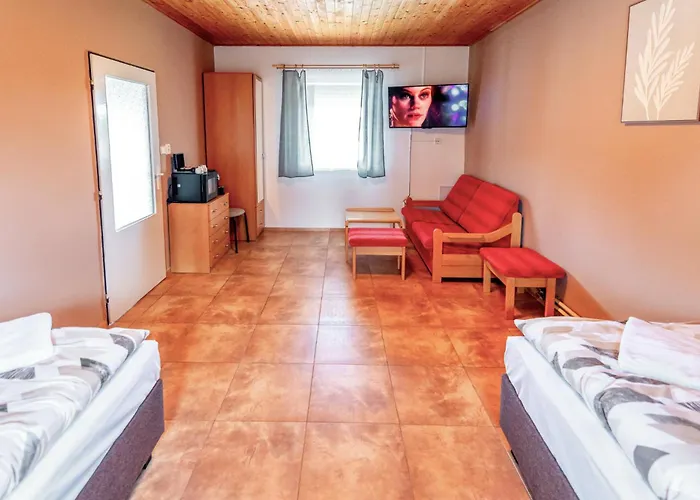 Hotel Raj Sportovni A Rekreacni Branzez