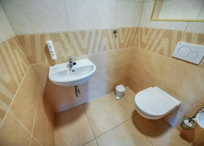 Raj Sportovni A Rekreacni Branzez Hotel 3*