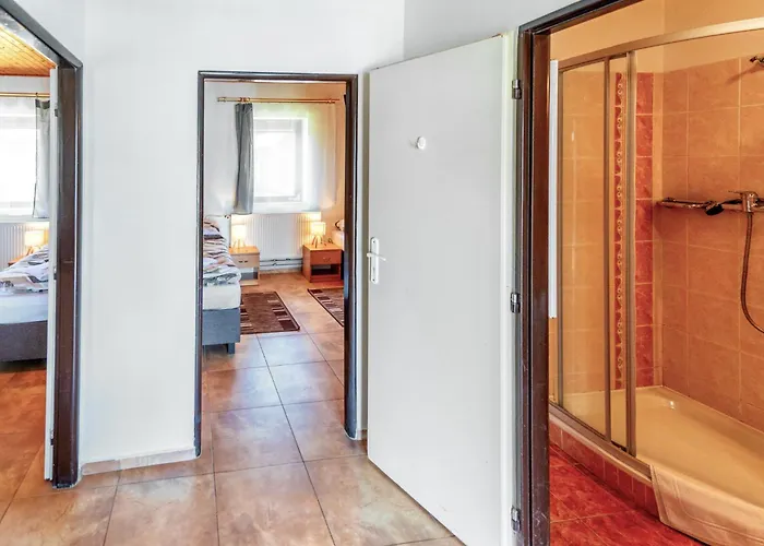Raj Sportovni A Rekreacni Branzez Hotel 3*