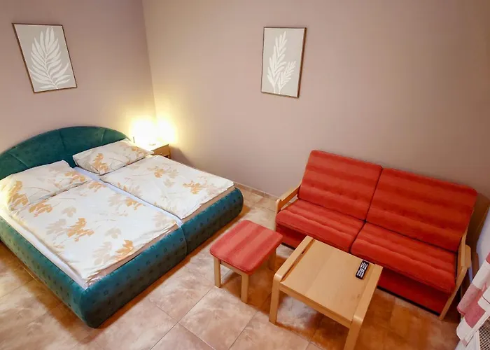 Raj Sportovni A Rekreacni Branzez Hotel Kněžmost