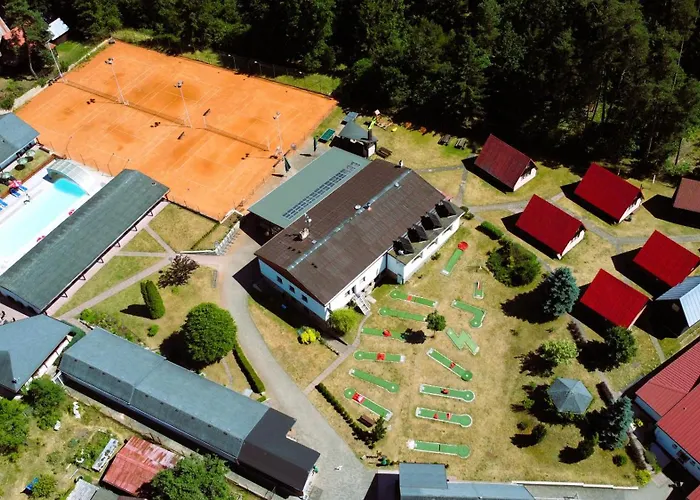 Hotel Raj Sportovni A Rekreacni Branzez Kněžmost