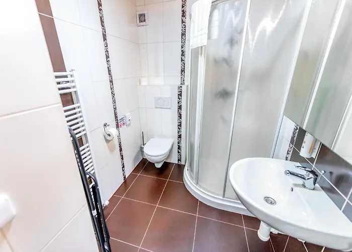 Raj Sportovni A Rekreacni Branzez Hotel 3*